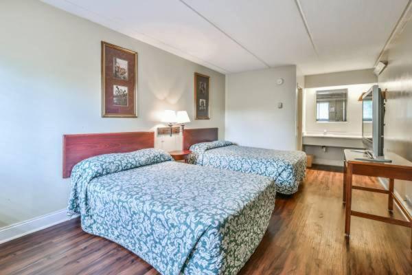 Economy Hotel Розуэлл Экстерьер фото